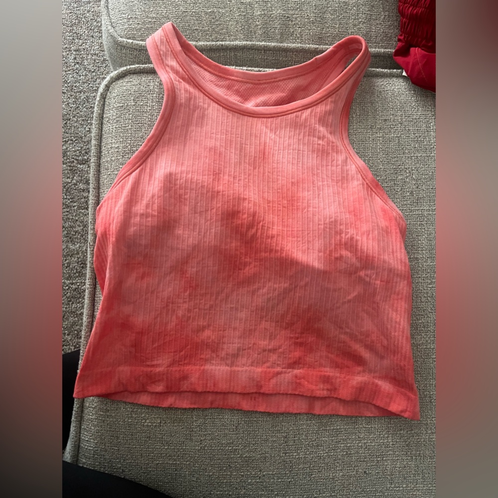 Lululemon crop top size 6